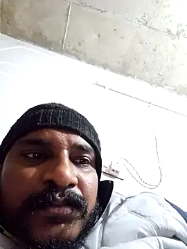 rahulsexyb online show from December 19, 2025, 9:22 am