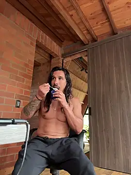 caiiobahia online show from March 4, 2026, 7:54 pm