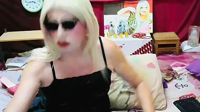 horni4luv online show from June 16, 2026, 8:53 pm