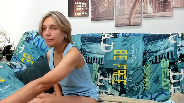 Tenderly Sophie online show from July 8, 2026, 1:19 am