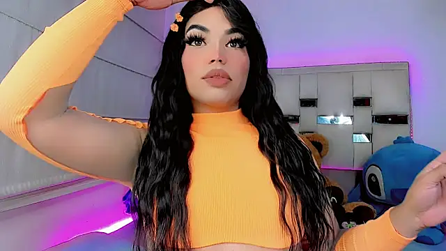 Alannys xHotx online show from June 13, 2026, 1:03 am