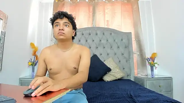 LiamANDJordan online show from December 14, 2025, 7:08 pm