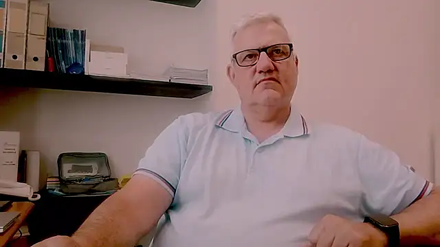 Diegoriv71 online show from June 16, 2026, 1:22 pm