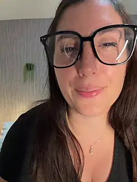 MysteryGirl   online show from June 16, 2026, 7:41 am
