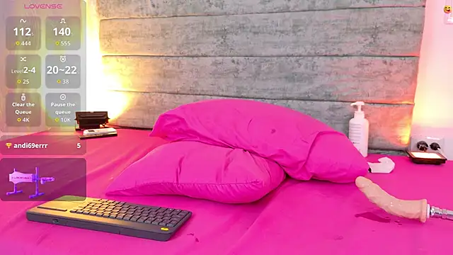 dulce gatita69 online show from February 26, 2026, 3:56 pm