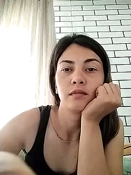 Karoline Cherie online show from July 1, 2026, 9:09 am