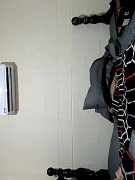 Innsacianle online show from February 23, 2026, 4:36 am