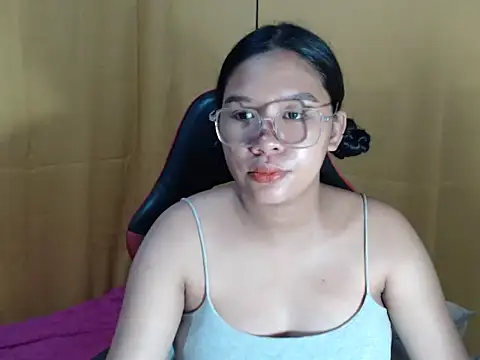 hotsexyreb online show from March 26, 2026, 1:48 am