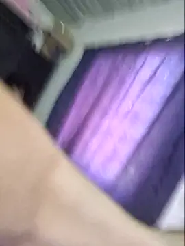 charlloteevans online show from November 5, 2025, 3:37 pm