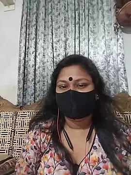 munni-506 online show from June 5, 2026, 8:47 pm