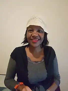 Mommy Sienna online show from June 6, 2026, 4:34 pm