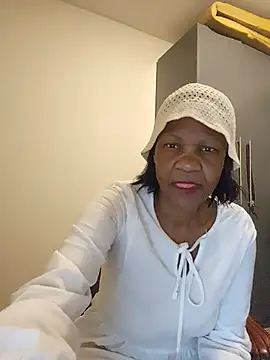 Mommy Sienna online show from June 7, 2026, 6:46 pm