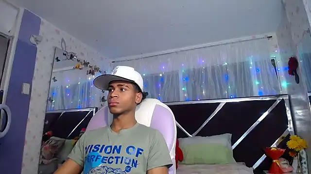 Santy bigcock 01 online show from June 12, 2026, 2:37 pm