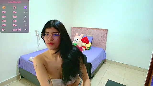 Kassandra 0304 online show from June 20, 2026, 11:59 am