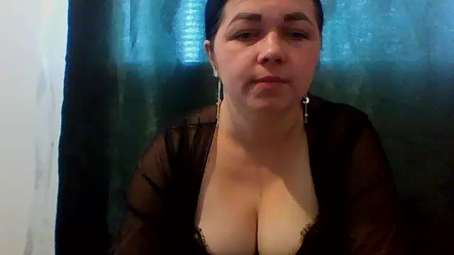 Vitalina282128 online show from May 12, 2026, 10:32 am