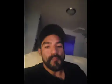 piggylatino online show from June 14, 2026, 10:33 pm
