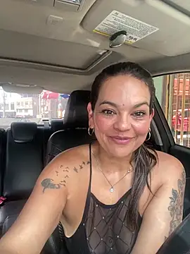 tasha velvet online show from April 22, 2026, 6:25 pm