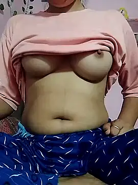 isha sharma2002 online show from June 14, 2026, 5:41 am
