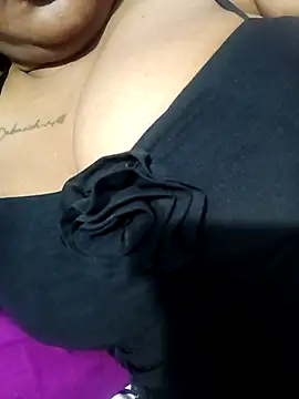 arpitaroy0 online show from March 17, 2026, 1:03 pm