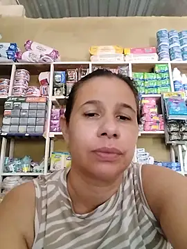 MIA-LARIOS online show from June 13, 2026, 3:32 pm