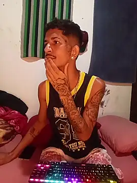 theyllorwillian online show from June 18, 2026, 12:21 pm