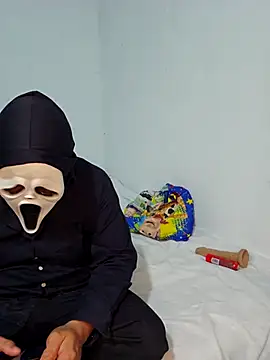 SheLove24 online show from March 4, 2026, 6:43 am