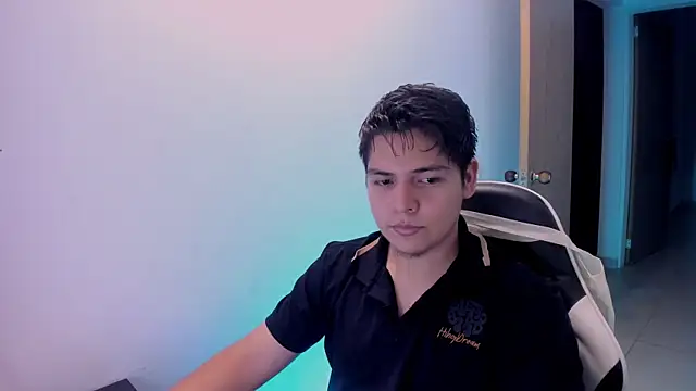 Asta YunoXXX online show from June 10, 2026, 4:46 am