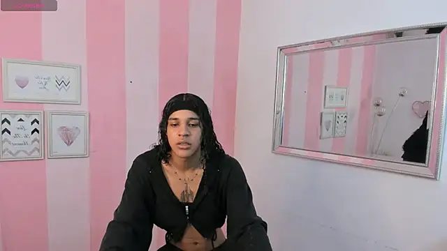Amaia Monroe online show from May 21, 2026, 4:10 am