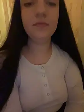 DianazLove1 online show from January 16, 2026, 8:35 pm