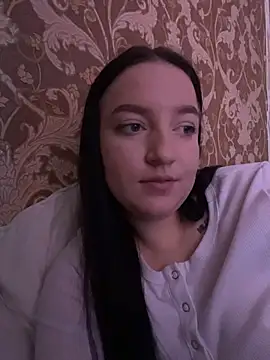 DianazLove1 online show from February 13, 2026, 8:58 am