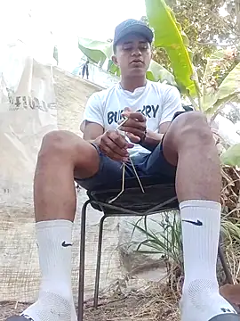 youngboypiss online show from March 5, 2026, 11:29 am