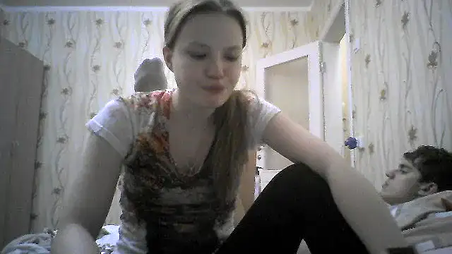 EvgeniyXAnna online show from February 15, 2026, 9:25 pm