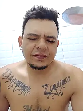 YTupapito1234 online show from March 26, 2026, 3:49 am