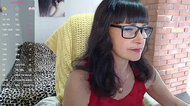 Eila Morigan online show from June 18, 2026, 8:57 am