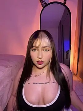 Daniela ruizz online show from June 14, 2026, 3:41 am