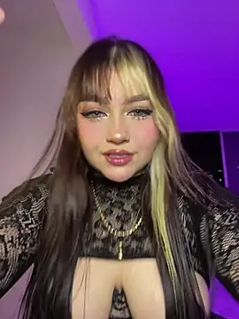 Daniela ruizz online show from June 10, 2026, 2:13 am