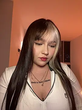Daniela ruizz online show from June 27, 2026, 2:50 am