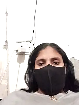 kanika05 online show from April 23, 2026, 4:19 pm