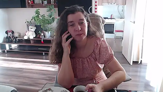 SofiaBoone online show from February 9, 2026, 7:17 am