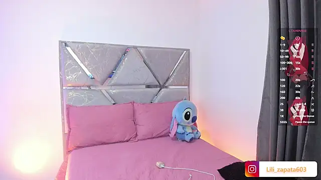 Lilicopper    online show from May 14, 2026, 11:46 pm