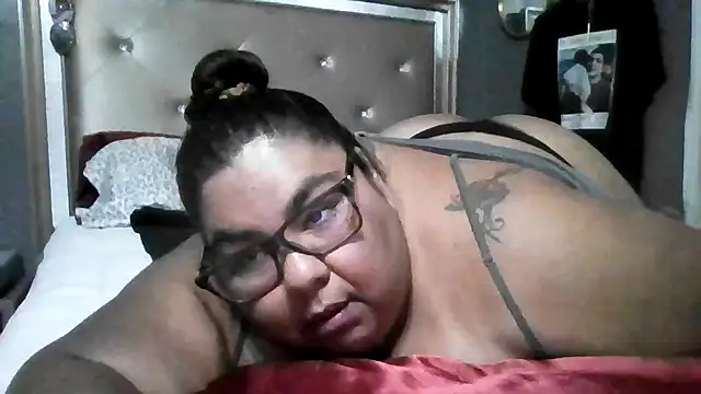 Sexybbwqueen online show from July 2, 2026, 8:09 am