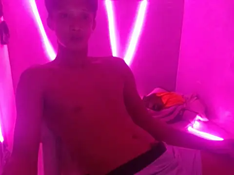 Massive hunk online show from March 8, 2026, 6:11 pm