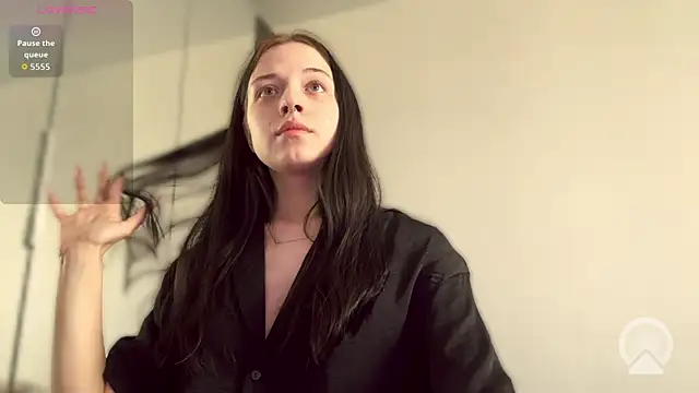 AlicePowells online show from June 12, 2026, 9:29 am