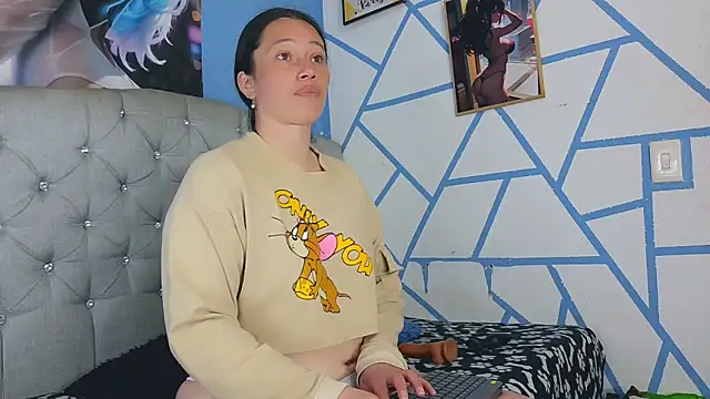 sexy abby01 online show from June 17, 2026, 8:41 pm