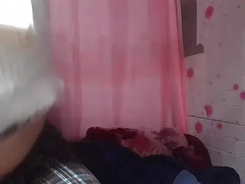 giang0055 online show from March 5, 2026, 5:04 am