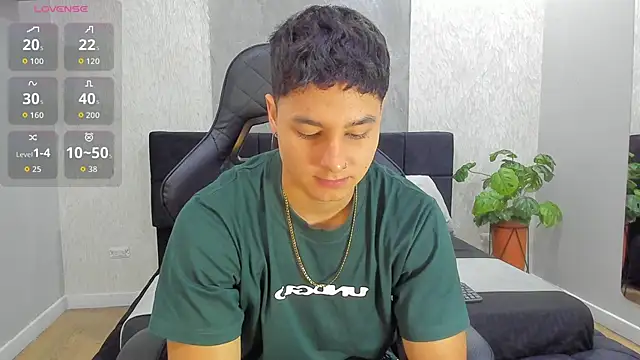 Noah Clarkk online show from June 21, 2026, 2:56 pm