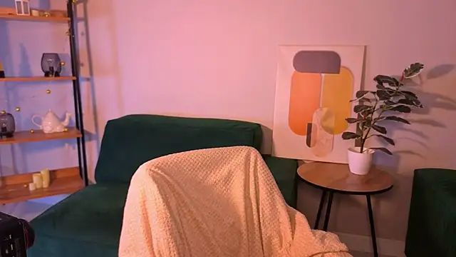 curly jade online show from March 7, 2026, 8:21 am