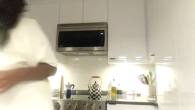 taliablackrose online show from March 11, 2026, 1:32 am