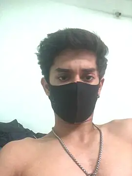 karan72819 online show from March 7, 2026, 10:21 am