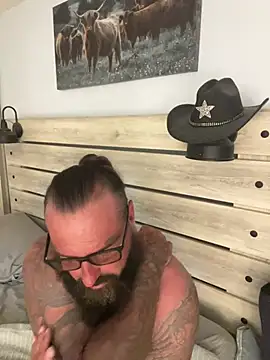 alphareign85 online show from July 24, 2026, 2:18 am